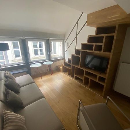 Апартаменты Triplex Neuvice Льеж Экстерьер фото